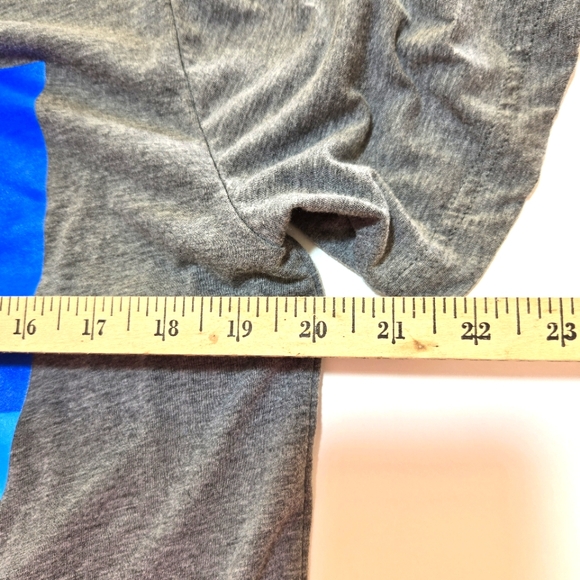 Bud Light Dilly Dilly Shield Men's Short Sleeve T-Shirt Size Large Grey - Picture 3 of 7